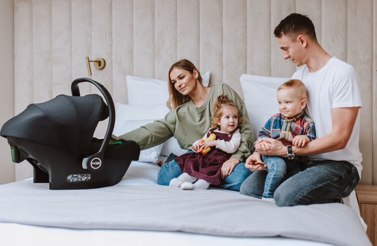 COSMO by Kunert i-Size Car Seat – Black – image 6