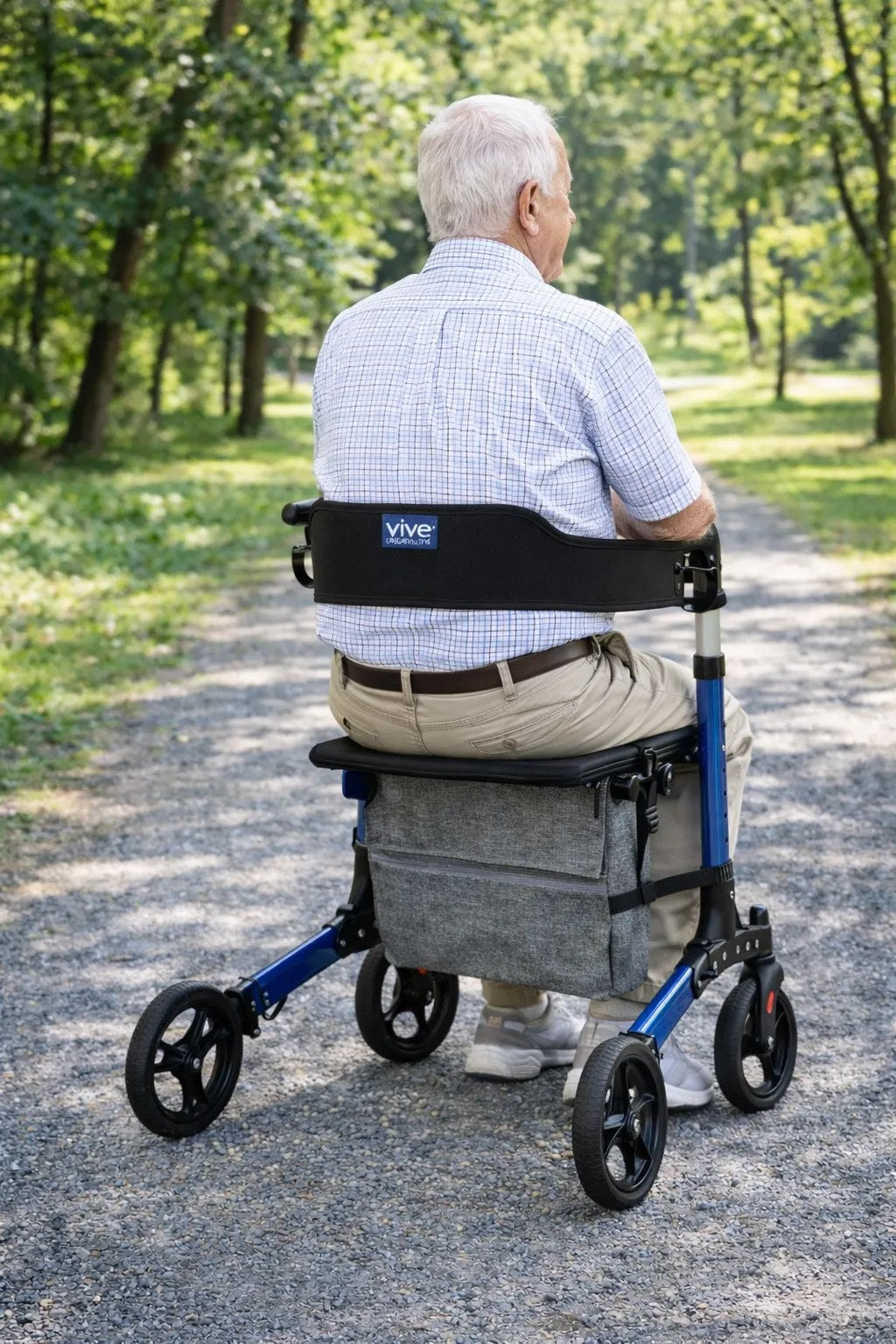 Kunert Rollator Dynamic 4-wheel with seat and bag - photo 3