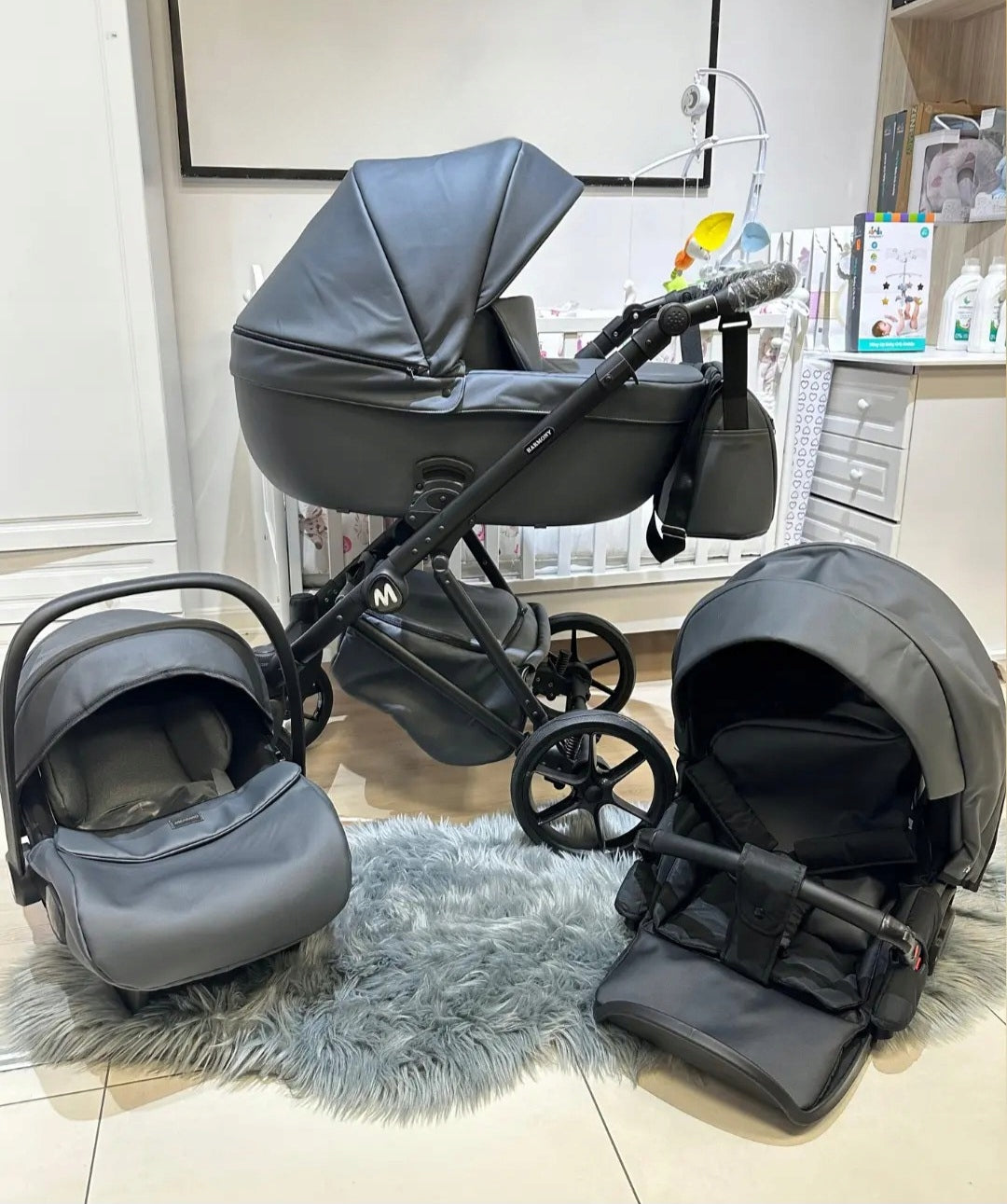 MOMMO Harmony 3-in-1 Stroller – Black – image 11