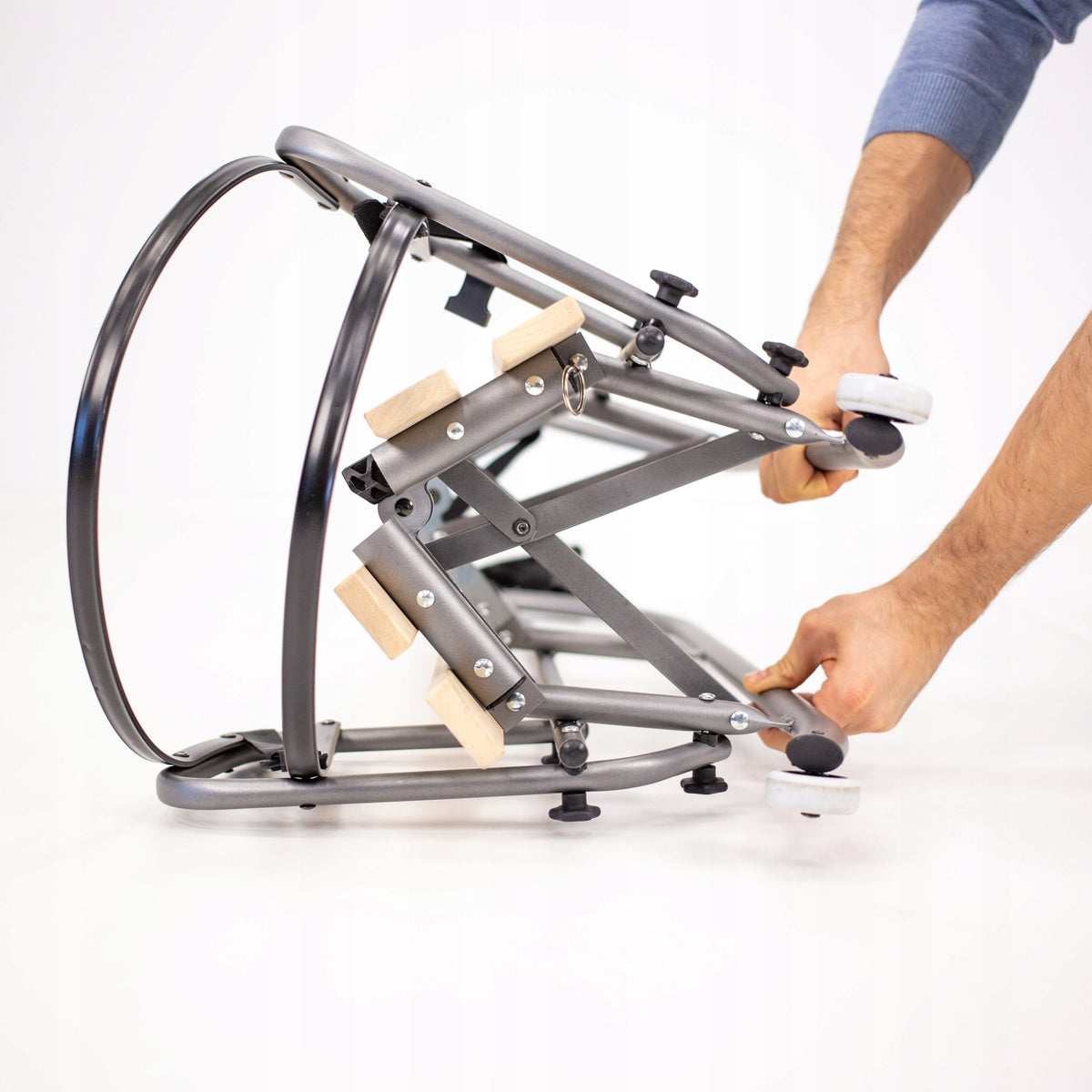 Kunert Space Folding Sled – Red – image 3