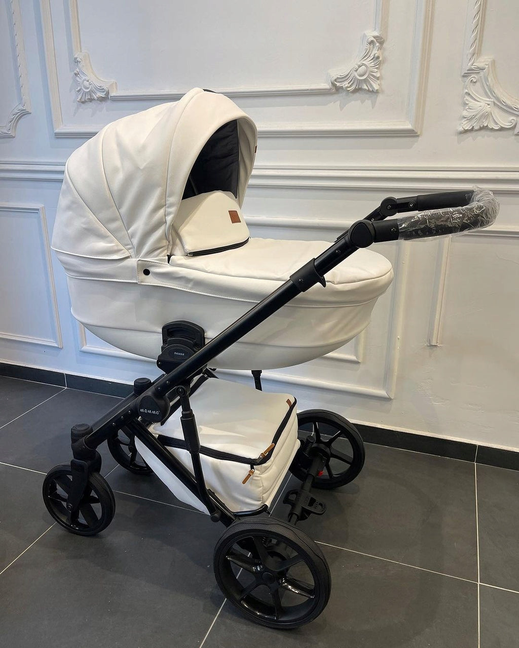 MOMMO Deluxe 3-in-1 Stroller – White – image 11