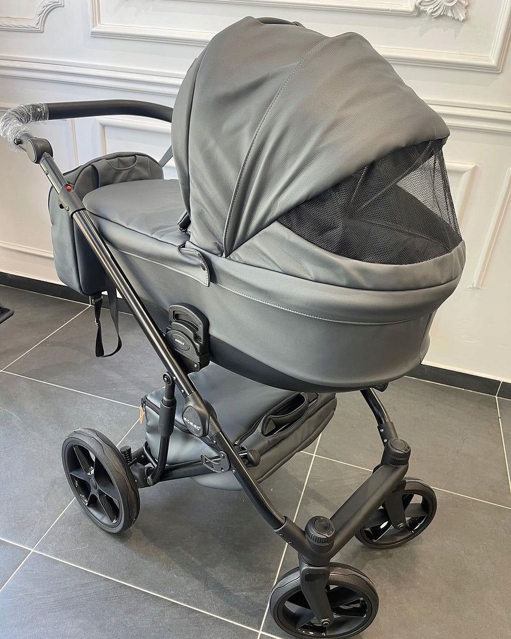 MOMMO Deluxe 3-in-1 Stroller – Grey – image 12